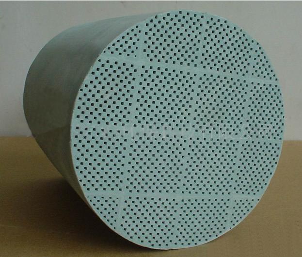 SiC DPF substrate